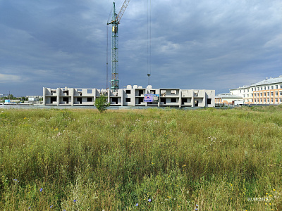 Индустриальная, д. 18, Блок-секция 2