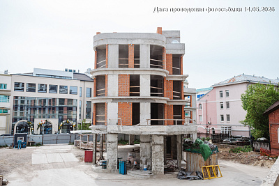 Челюскинцев 5