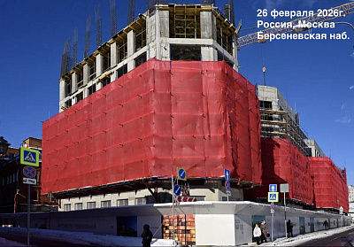 Первый на Красном