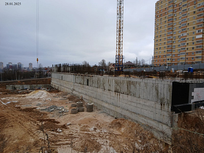 Платон Парк поз.2