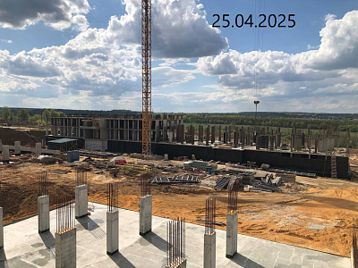 Платон Парк поз.2