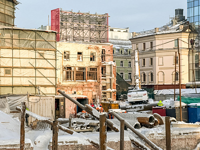 Николь, офисный блок 