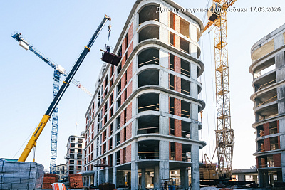 Челюскинцев 5