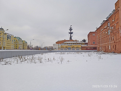 Первый на Красном