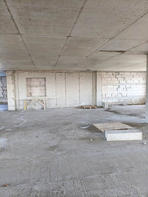 Дом на Октябрьской площади