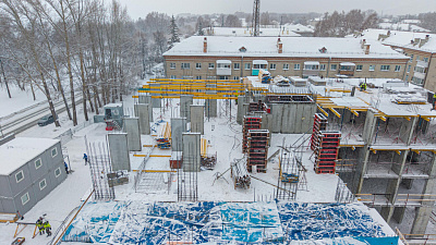 Роза ветров, Дом у моря 