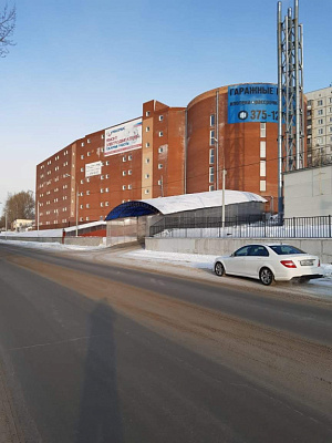 7-этажный гараж с СТО и автомойкой