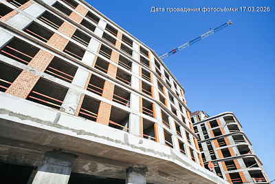 Челюскинцев 5
