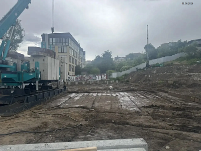 Дом на набережной
