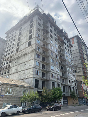г. Махачкала, Ул. Котрова, 120, 122, 124, 126, 128, 130, 132, 134: дом 132 позиция 1