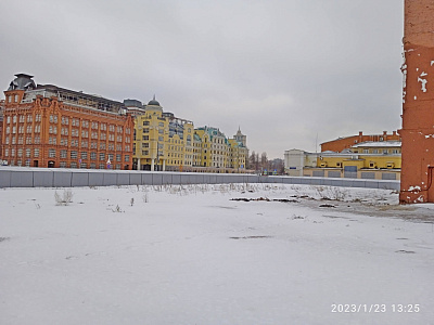 Первый на Красном