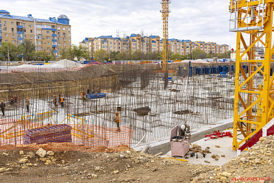 ЗАПАДНЫЙ ПРОСПЕКТ 82