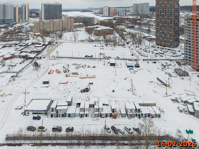 Утёс, наземный паркинг