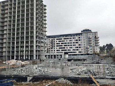Астон. Движение