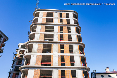 Челюскинцев 5