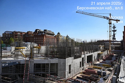 Первый на Красном