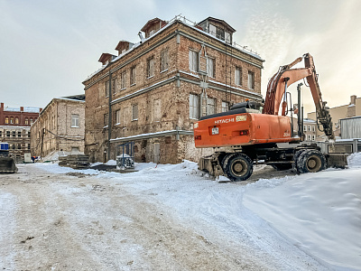 Николь, подземный паркинг 